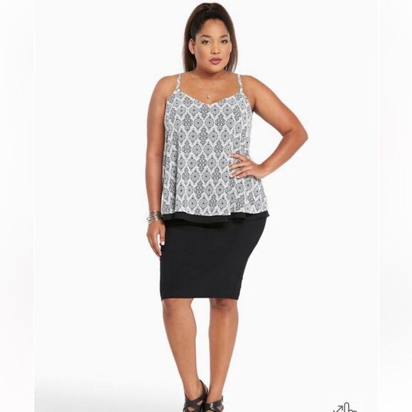 Torrid Medallion Print Double Layer Cami Black Taupe - Picture 7 of 7